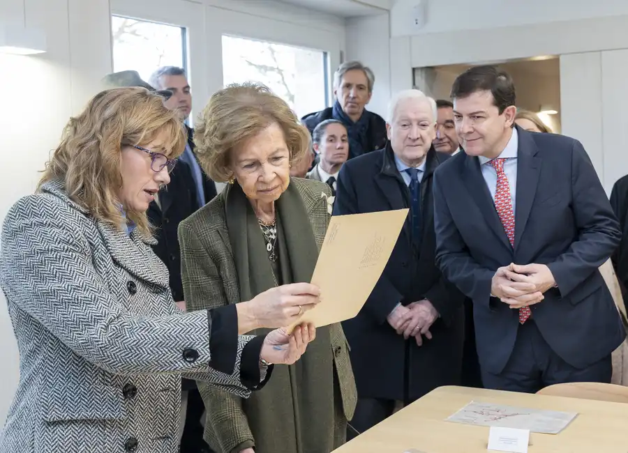 El 10 de diciembre de 2024 la Reina Doña Sofía inauguraba el Centro de Investigación Emiliano Aguirre. Foto: Susana Santamaría / Fundación Atapuerca